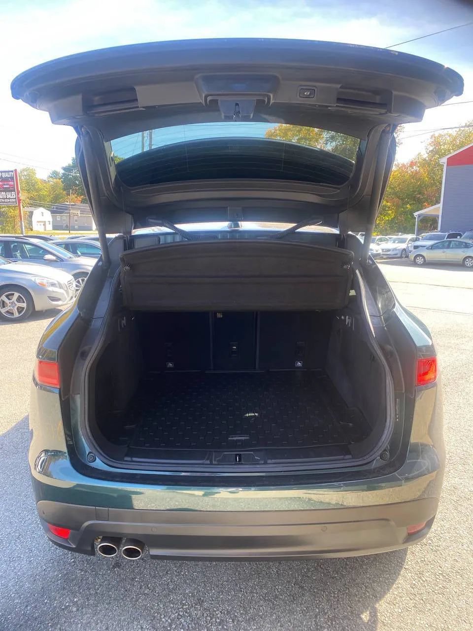 Used 2018 Jaguar F-PACE Premium AWD/4WD image 6