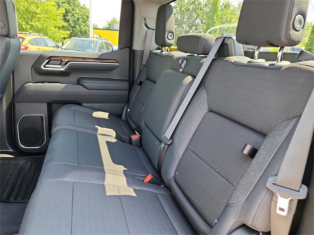 New 2026 GMC Sierra 1500 Elevation image 17