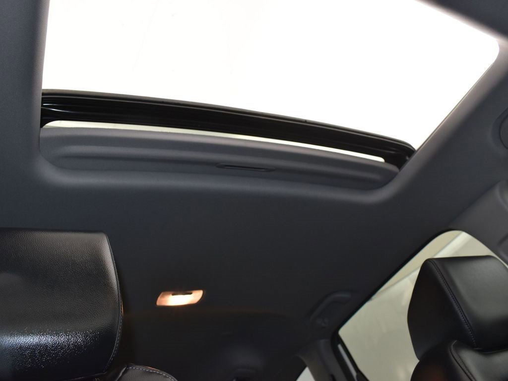 Used 2021 Honda CR-V Touring image 26