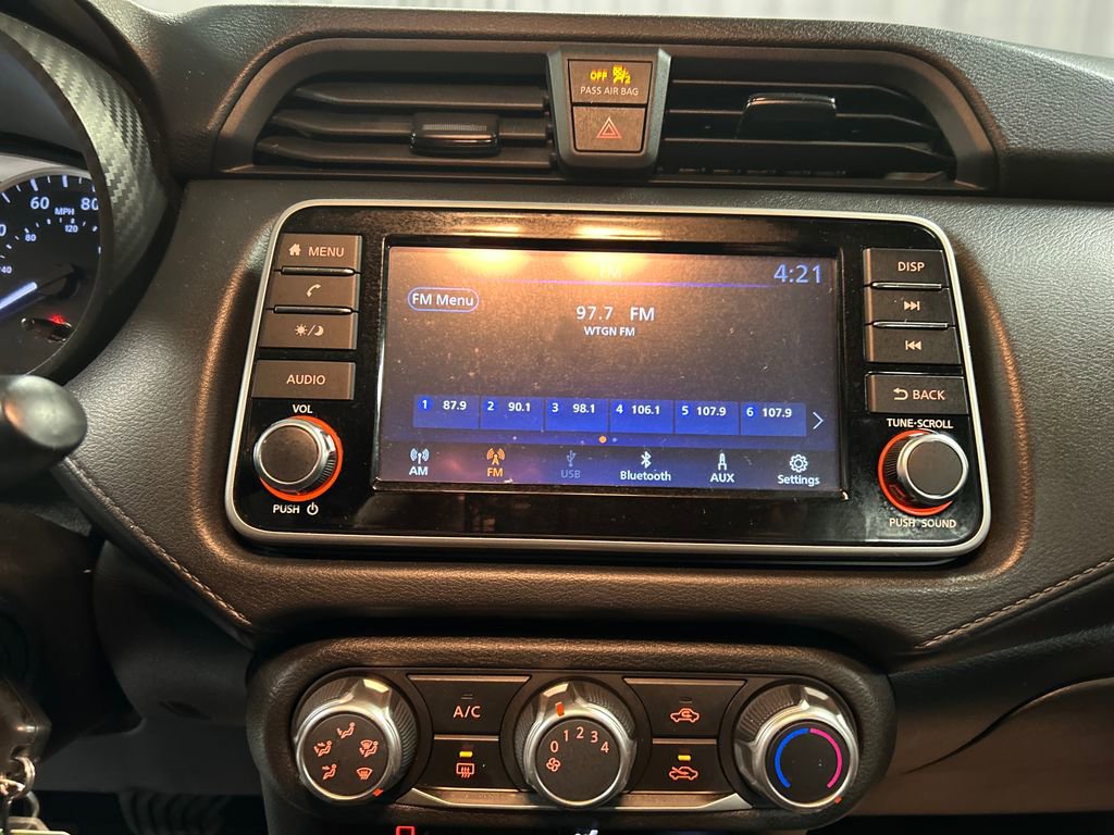 Used 2022 Nissan Versa S w/ Lighting Package image 15