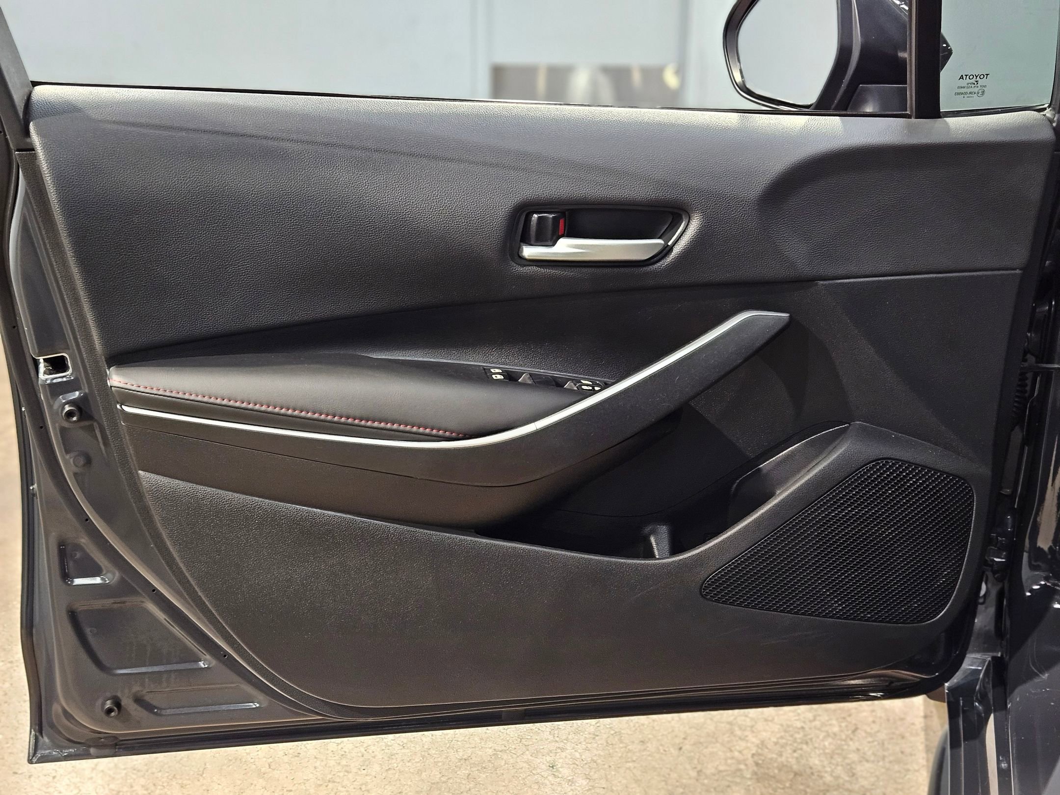 Certified 2024 Toyota Corolla SE image 20