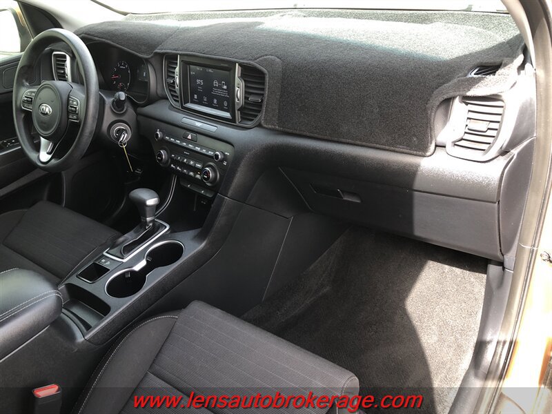 Used 2019 Kia Sportage LX w/ LX Popular Package FWD image 22
