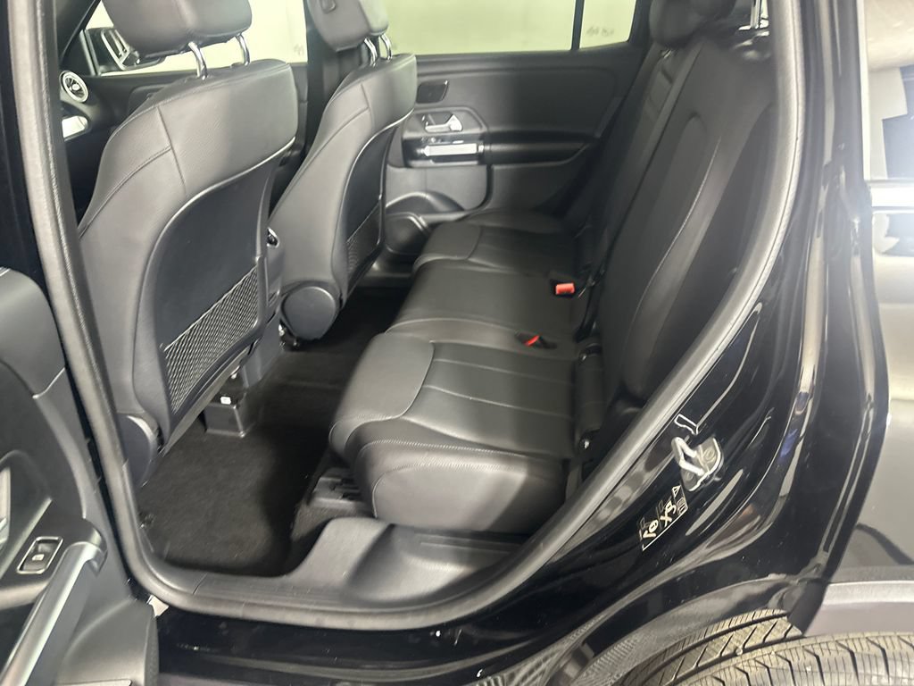 Certified 2025 Mercedes-Benz GLB 250 4MATIC image 23