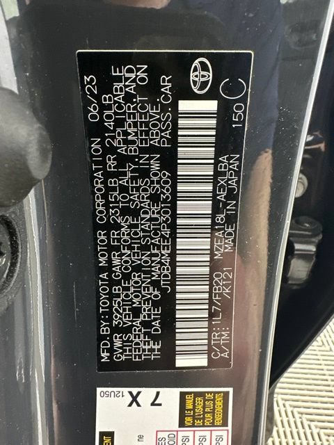 Used 2023 Toyota Corolla LE w/ Carpet Mat Package (TMS) FWD image 30