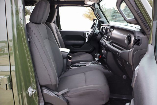 Used 2022 Jeep Gladiator Sport image 43