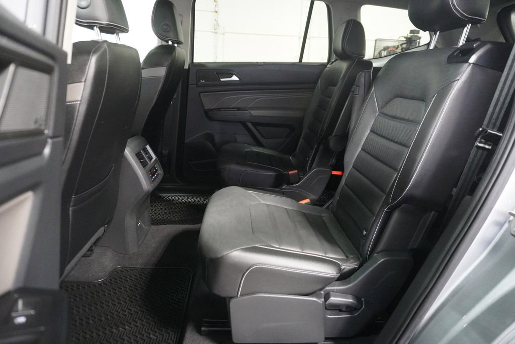 Used 2021 Volkswagen Atlas SEL Premium image 9