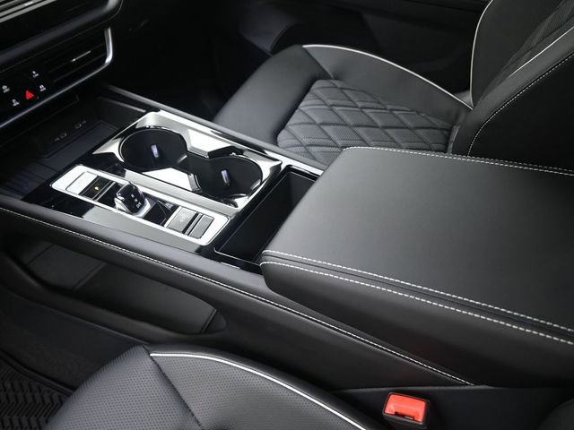 New 2026 Volkswagen Atlas SEL Premium R-Line image 9