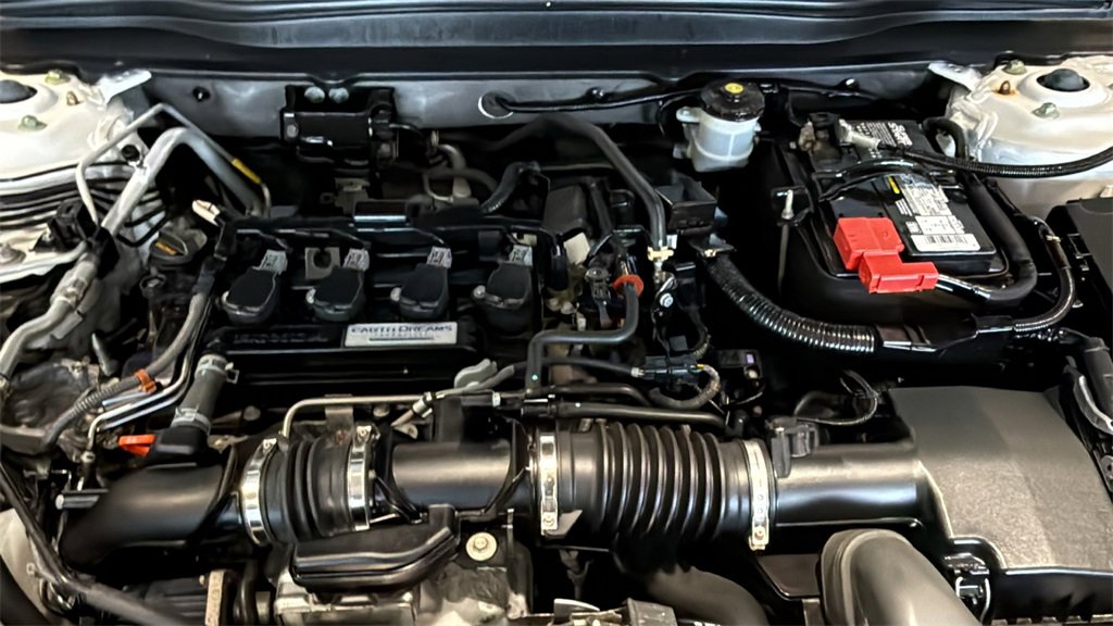 Used 2018 Honda Accord Sport image 11