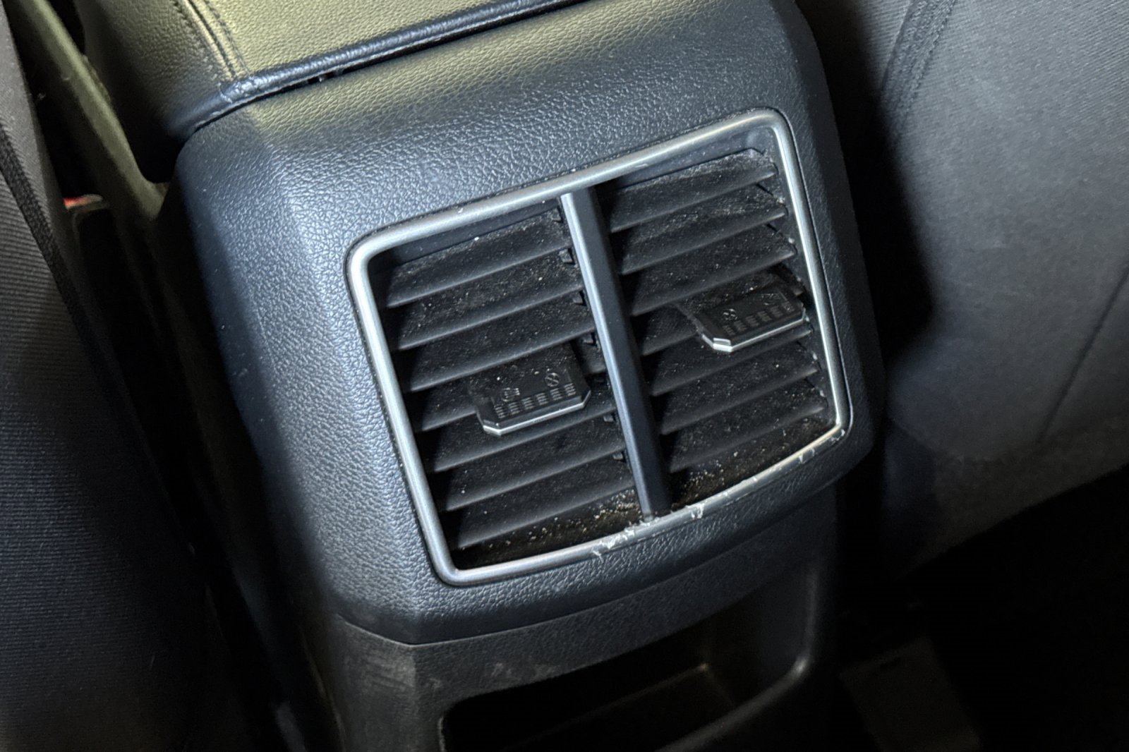 Used 2024 Kia Sportage LX image 40