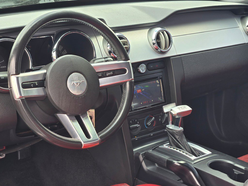 Used 2006 Ford Mustang GT Premium image 16