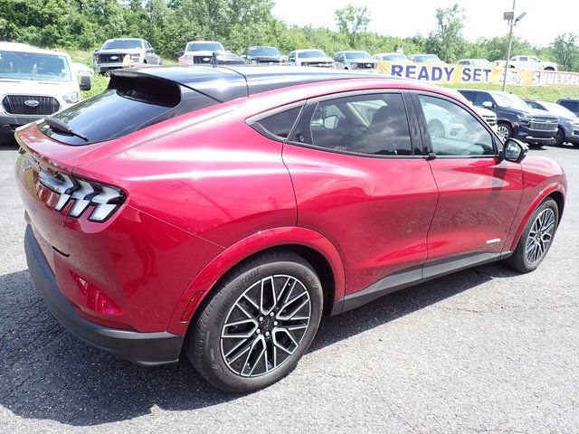 Used 2025 Ford Mustang Mach-E Premium AWD/4WD image 7
