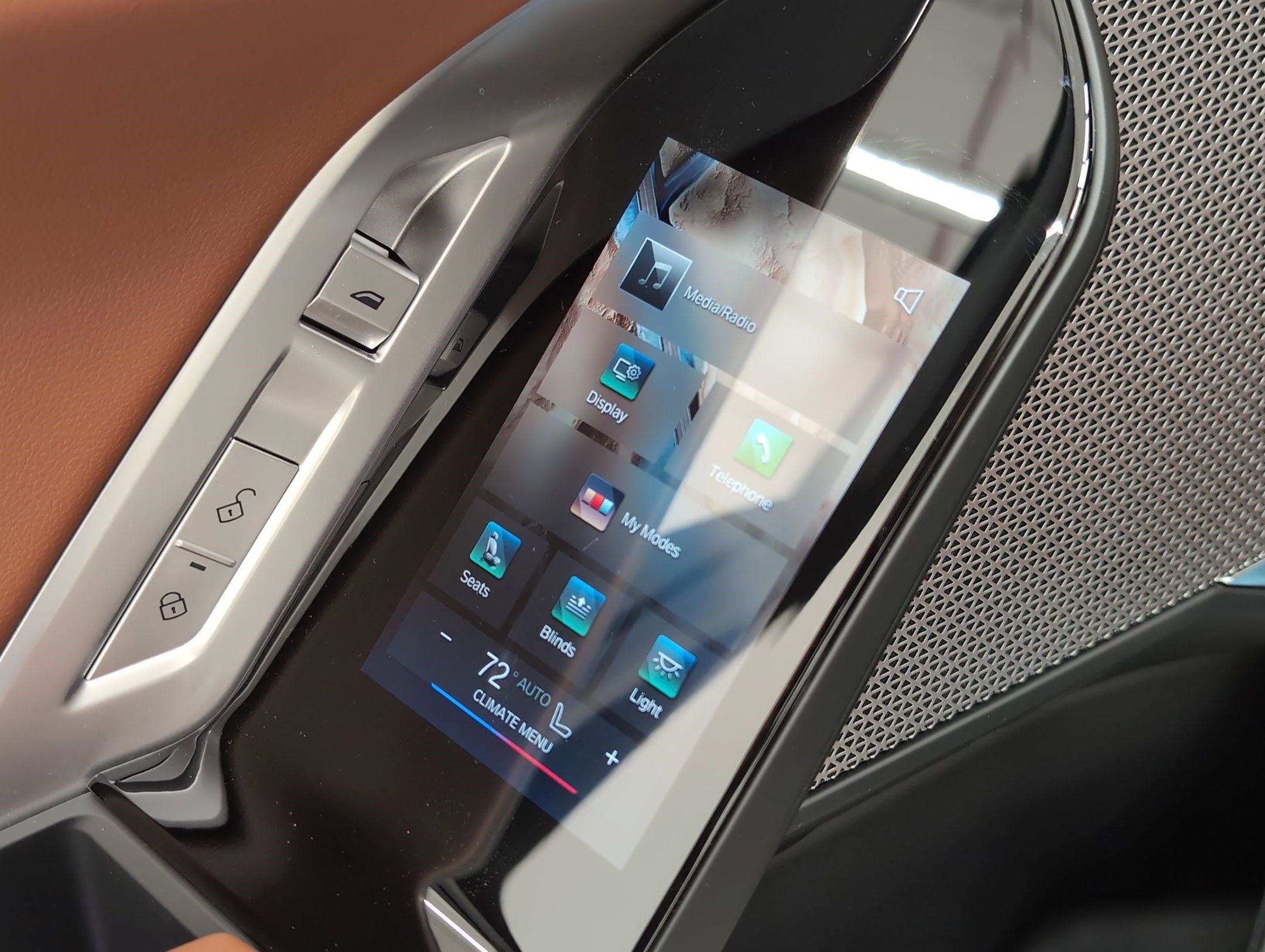 New 2025 BMW i7 eDrive50 w/ M Sport Package image 12