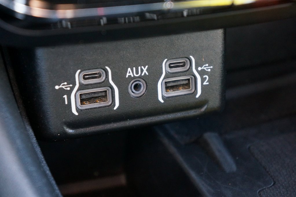 Used 2022 Dodge Durango R/T image 27