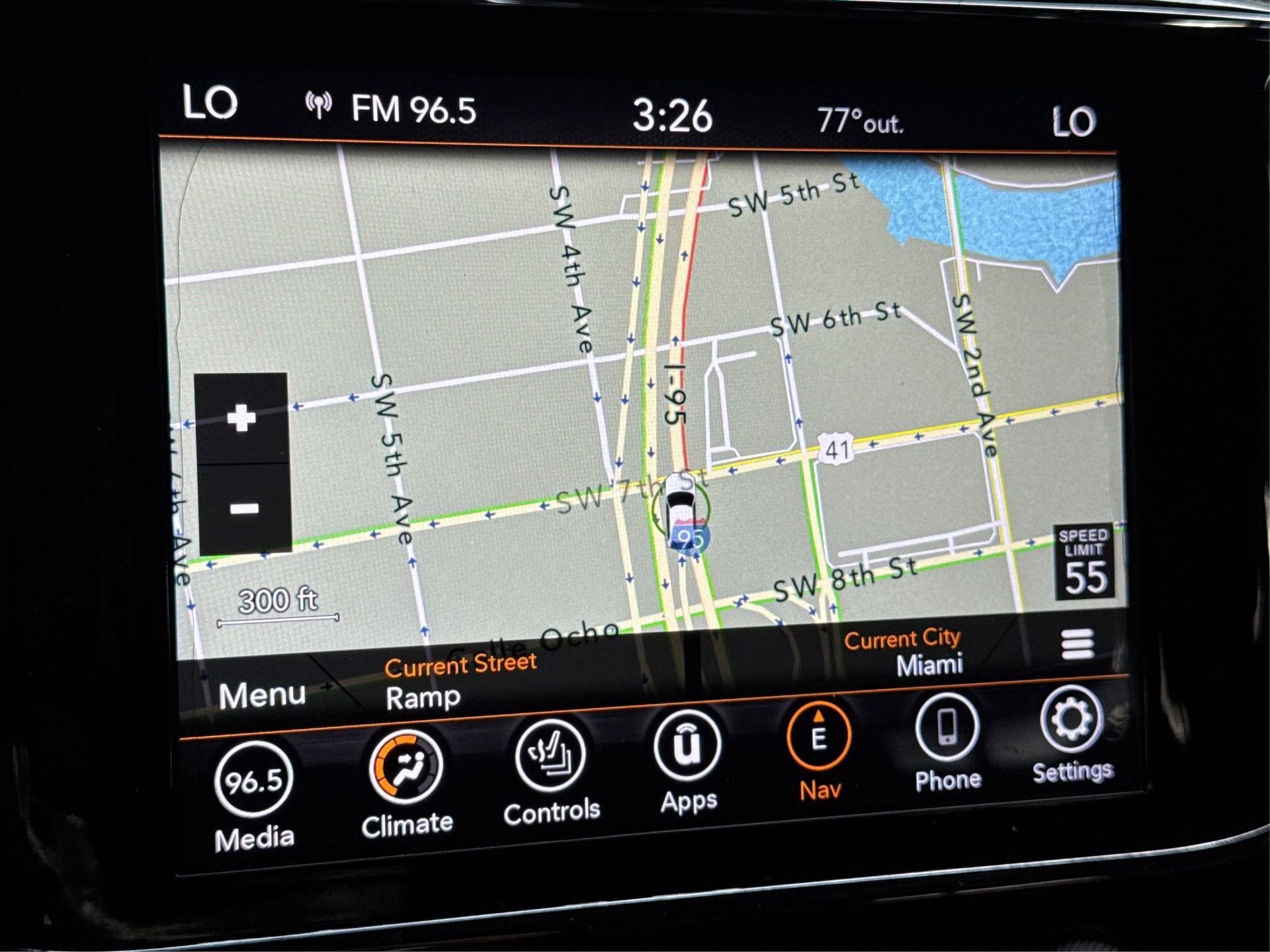 Used 2021 Jeep Grand Cherokee Laredo X image 28