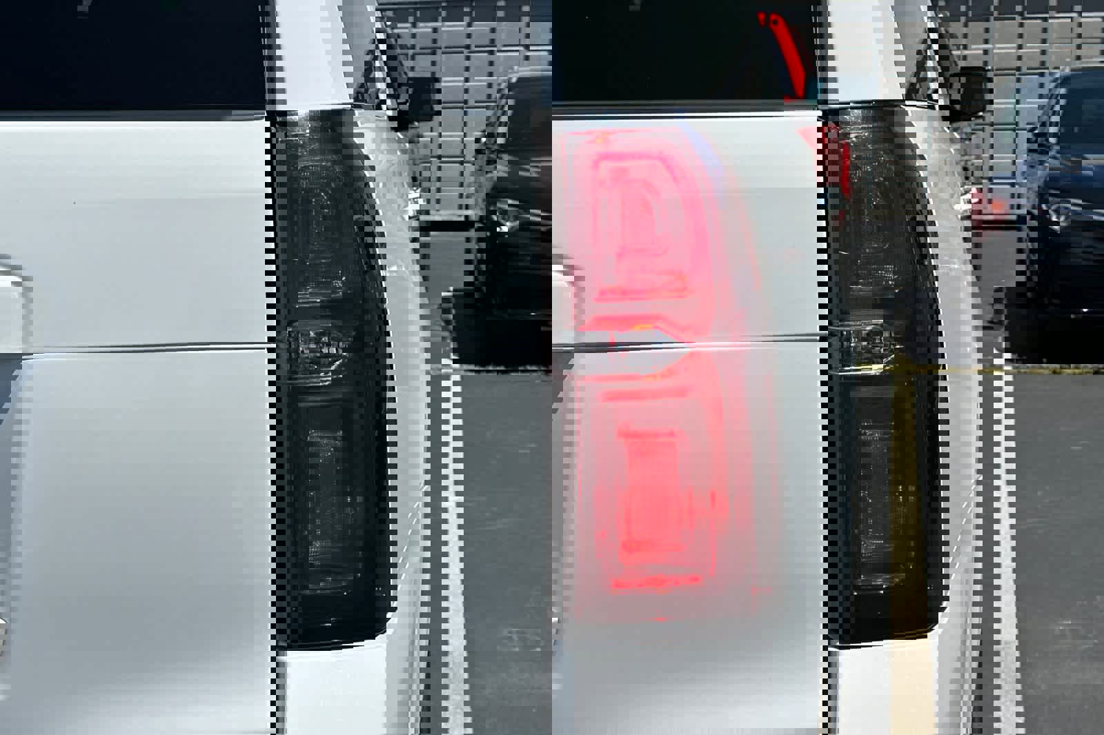 Used 2019 Chevrolet Suburban Premier AWD/4WD image 16