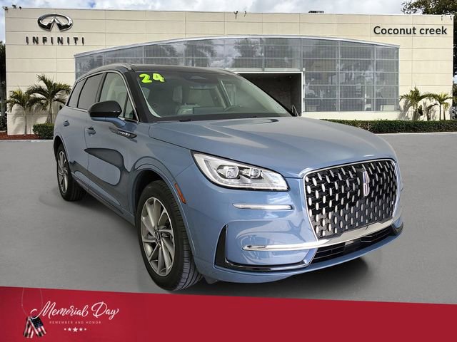 Used 2024 Lincoln Corsair Grand Touring AWD/4WD image 1