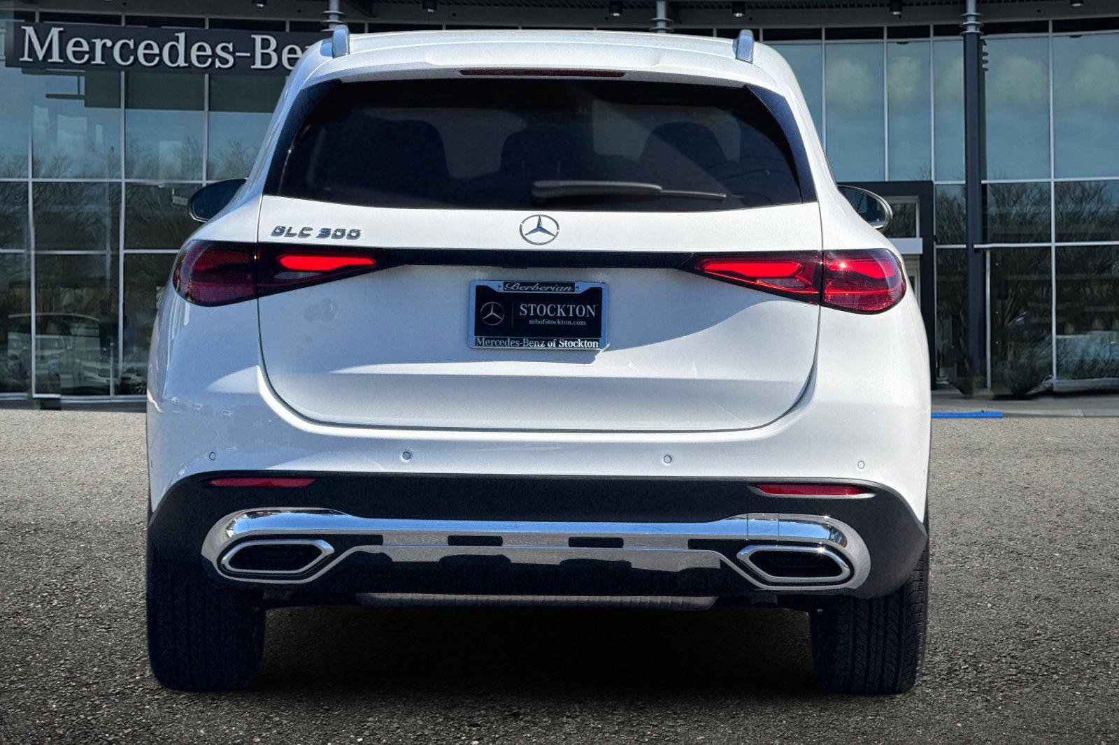 New 2026 Mercedes-Benz GLC 300 image 5