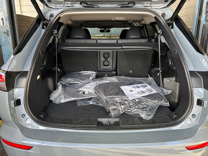 New 2025 Mitsubishi Outlander SE image 14