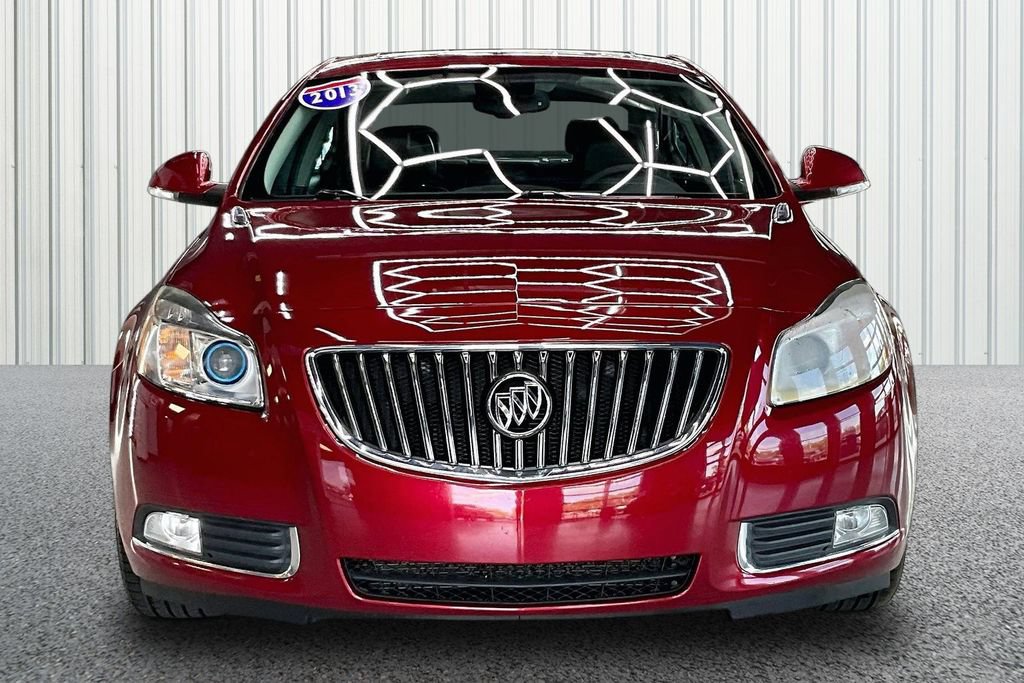 Used 2013 Buick Regal Premium FWD image 2