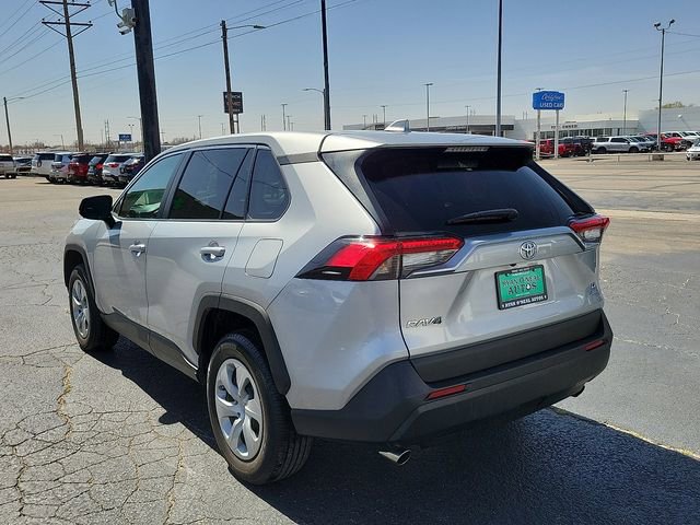 Used 2024 Toyota RAV4 LE image 5