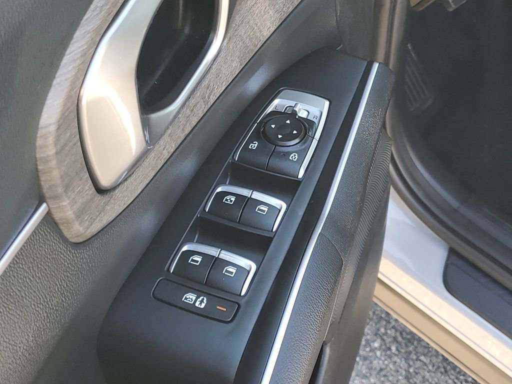Certified 2023 Kia Sorento S w/ Panoramic Sunroof Package AWD/4WD image 9