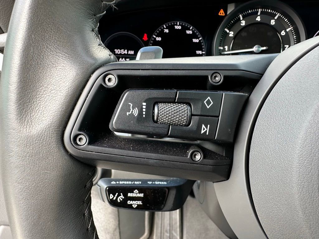 Used 2020 Porsche 911 Carrera image 18