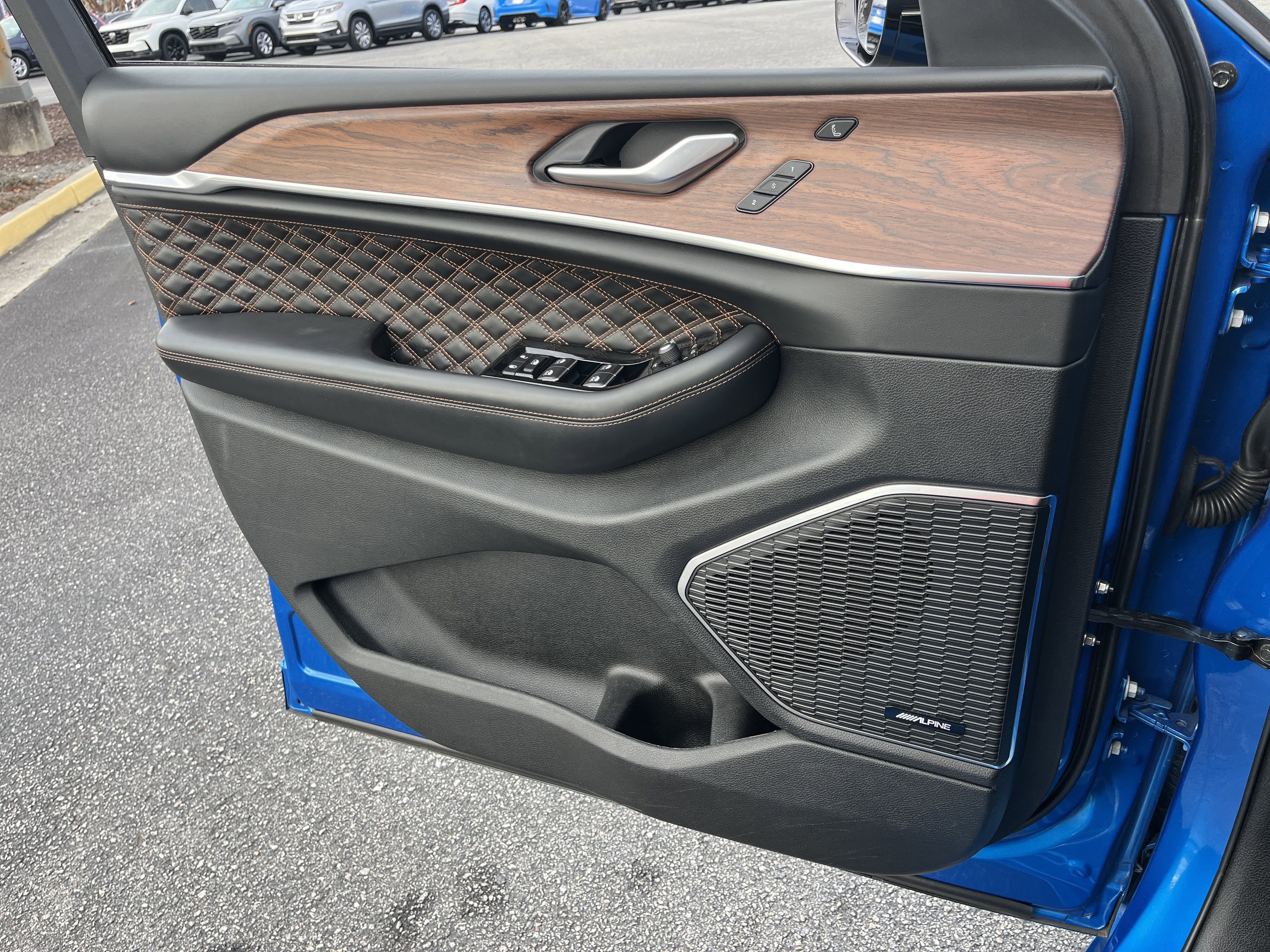 Used 2023 Jeep Grand Cherokee Summit w/ Adv Protech Group IV image 16