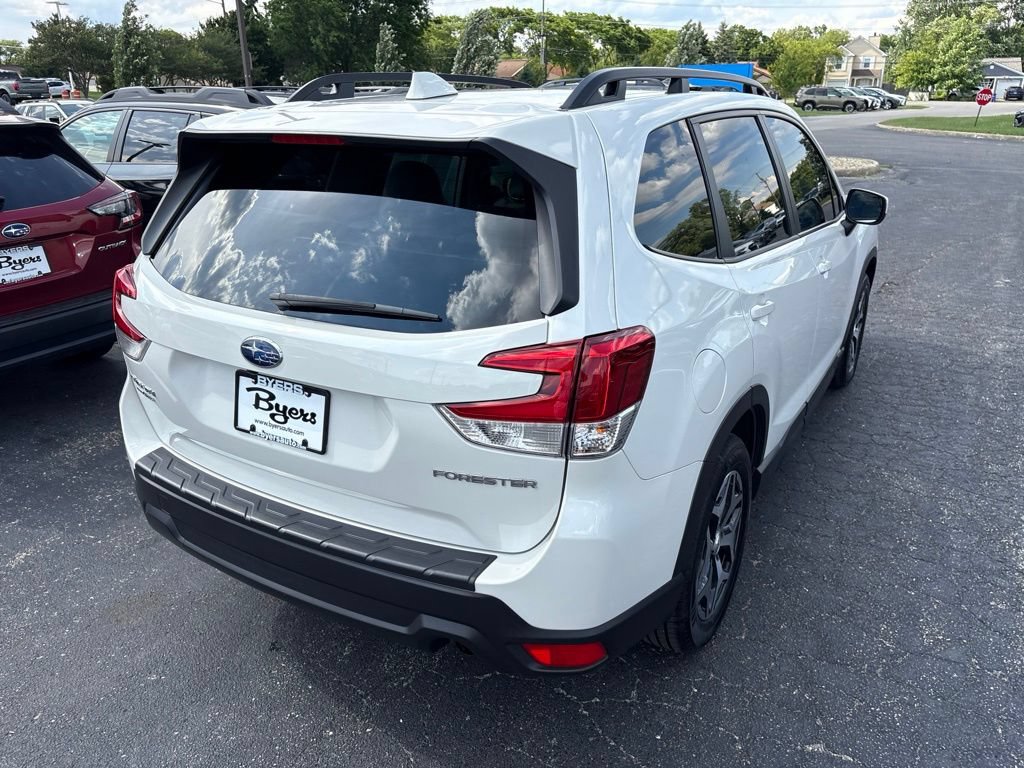 Certified 2023 Subaru Forester Premium AWD/4WD image 3