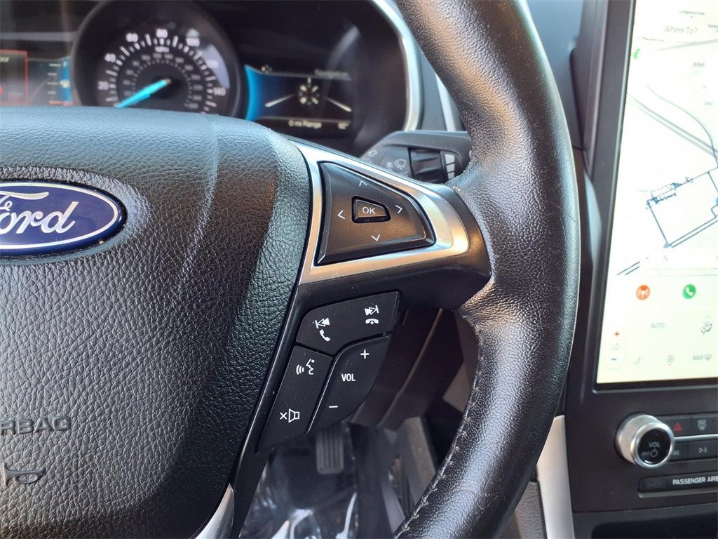 Used 2021 Ford Edge SEL w/ Convenience Package image 18