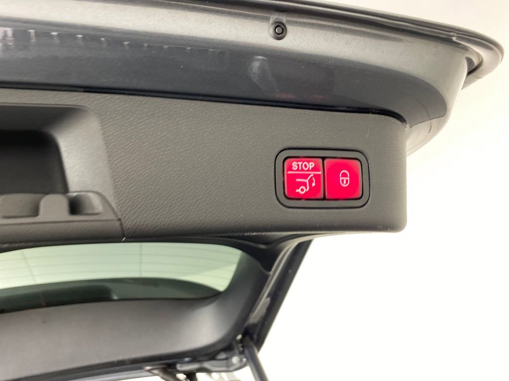 Used 2018 Mercedes-Benz GLE 350 image 30