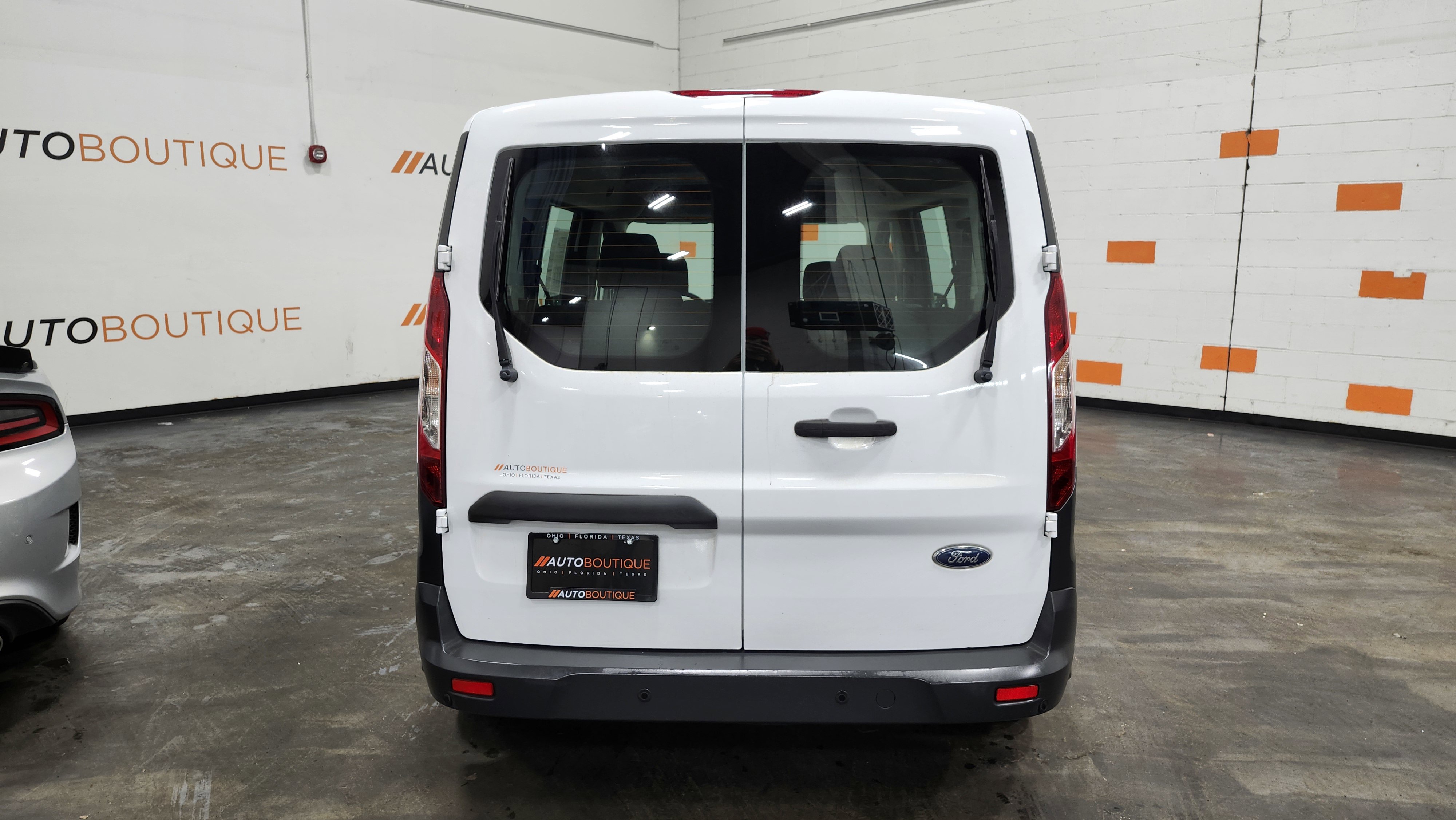 Used 2017 Ford Transit Connect XL image 13