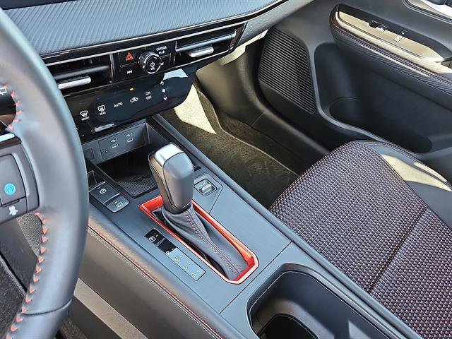 Used 2025 Nissan Kicks SR image 20