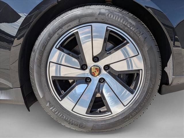 Used 2024 Porsche Taycan image 26