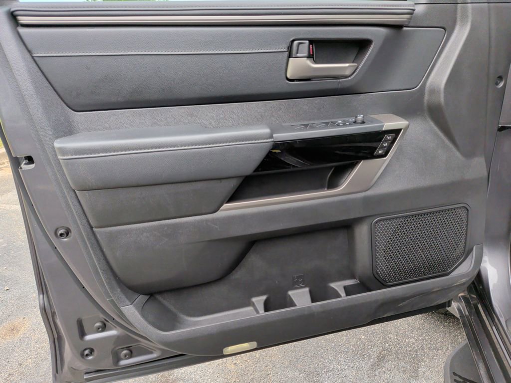 Used 2024 Toyota Tundra Limited AWD/4WD image 13