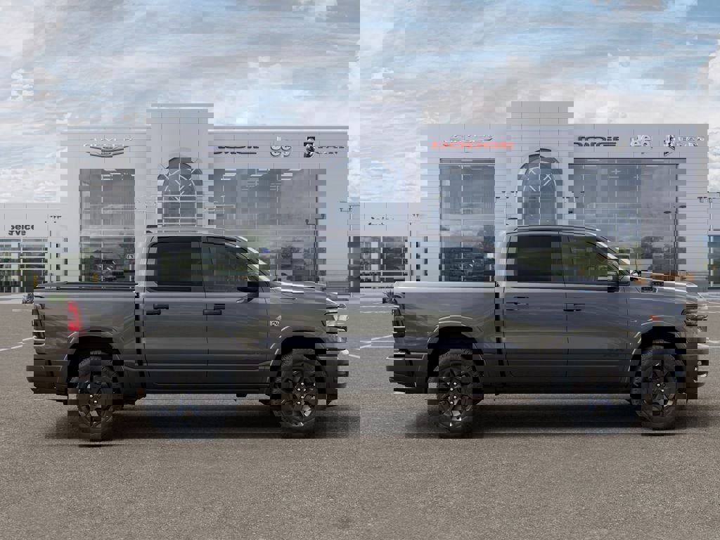 New 2026 RAM 1500 4x4 Crew Cab image 21