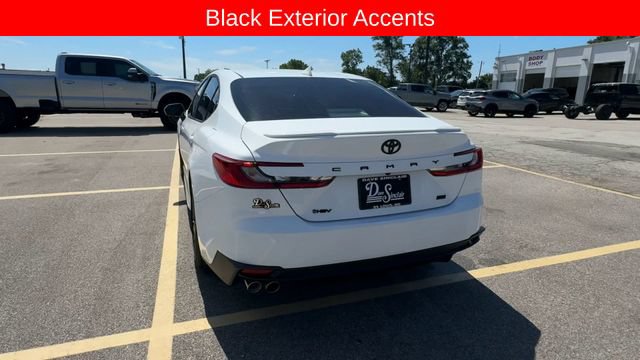 Used 2026 Toyota Camry SE w/ Convenience Package FWD image 7