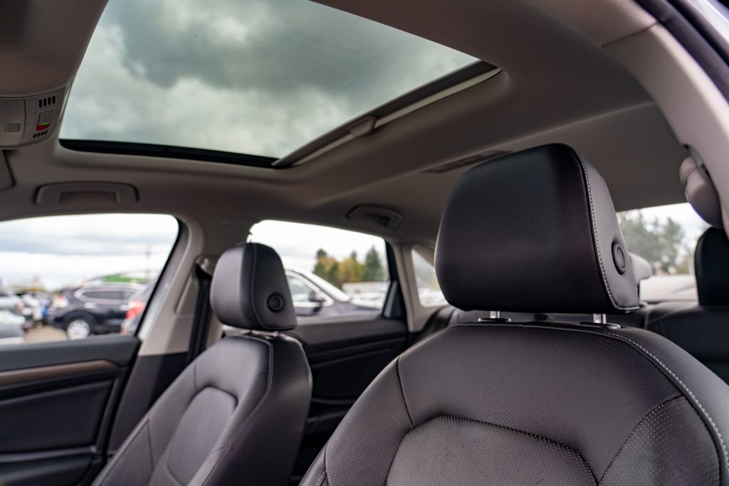 Used 2019 Volkswagen Jetta SEL Premium FWD image 14