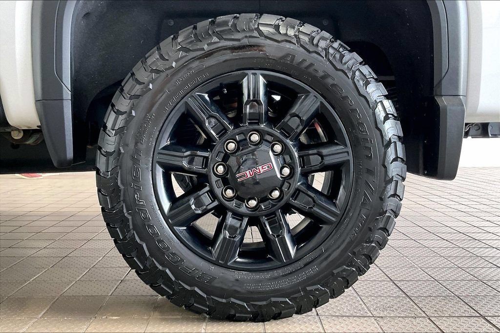 Used 2026 GMC Sierra 2500 AT4 w/ Technology Package AWD/4WD image 32
