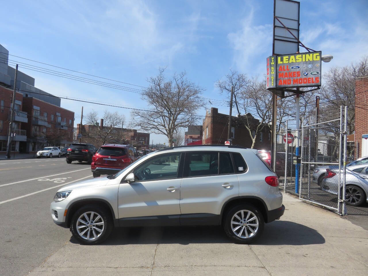 Used 2015 Volkswagen Tiguan S AWD/4WD image 7