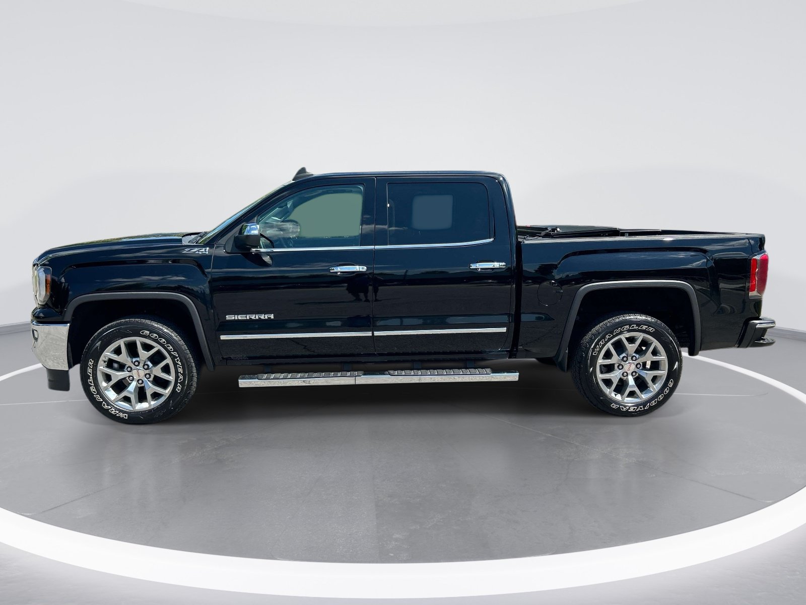 Used 2018 GMC Sierra 1500 SLT AWD/4WD image 6