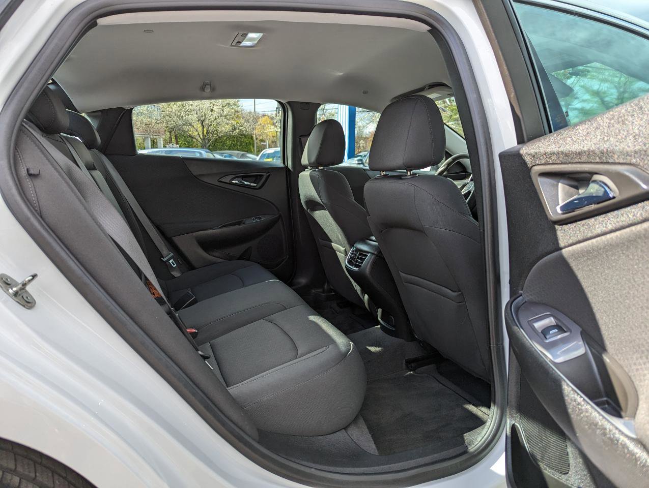 Used 2020 Chevrolet Malibu LT image 33