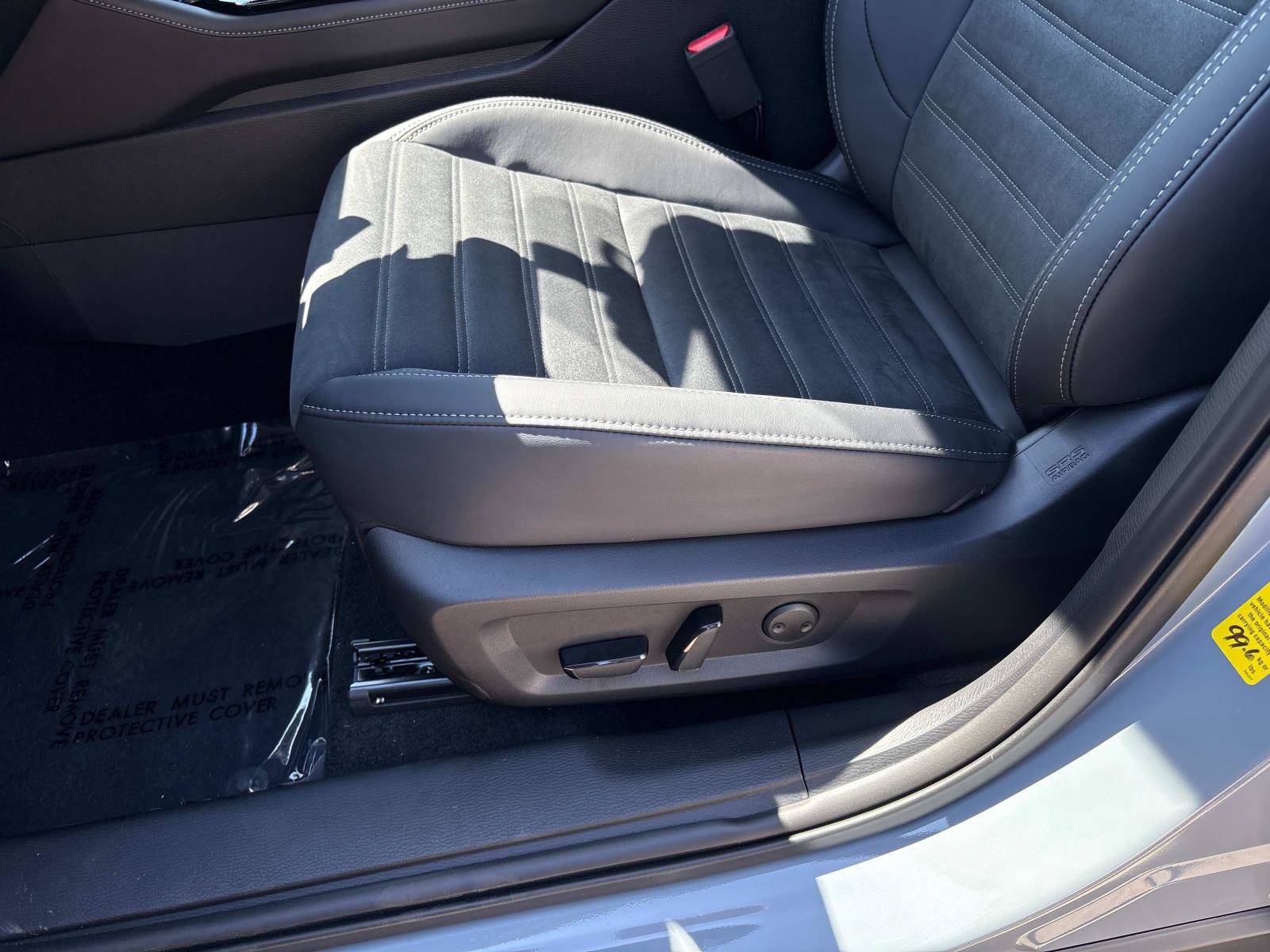 New 2025 Mitsubishi Outlander SE image 15