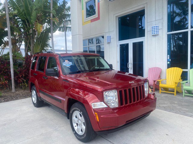 Used 2010 Jeep Liberty Sport w/ Popular Equipment Group image 2