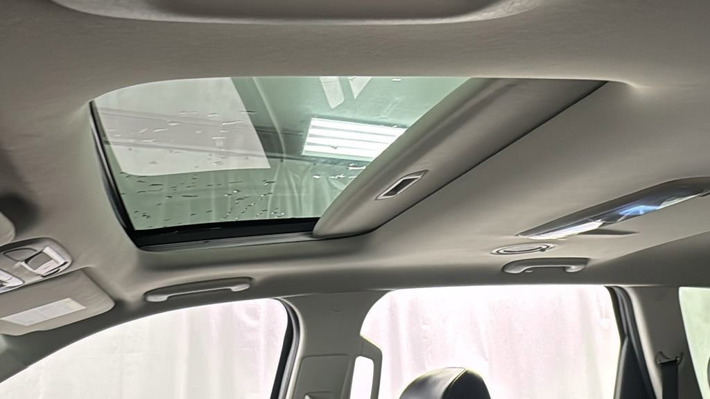 Used 2025 Kia Telluride S image 36