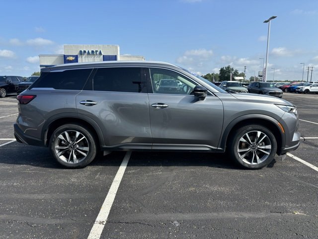 Used 2023 INFINITI QX60 Luxe image 2
