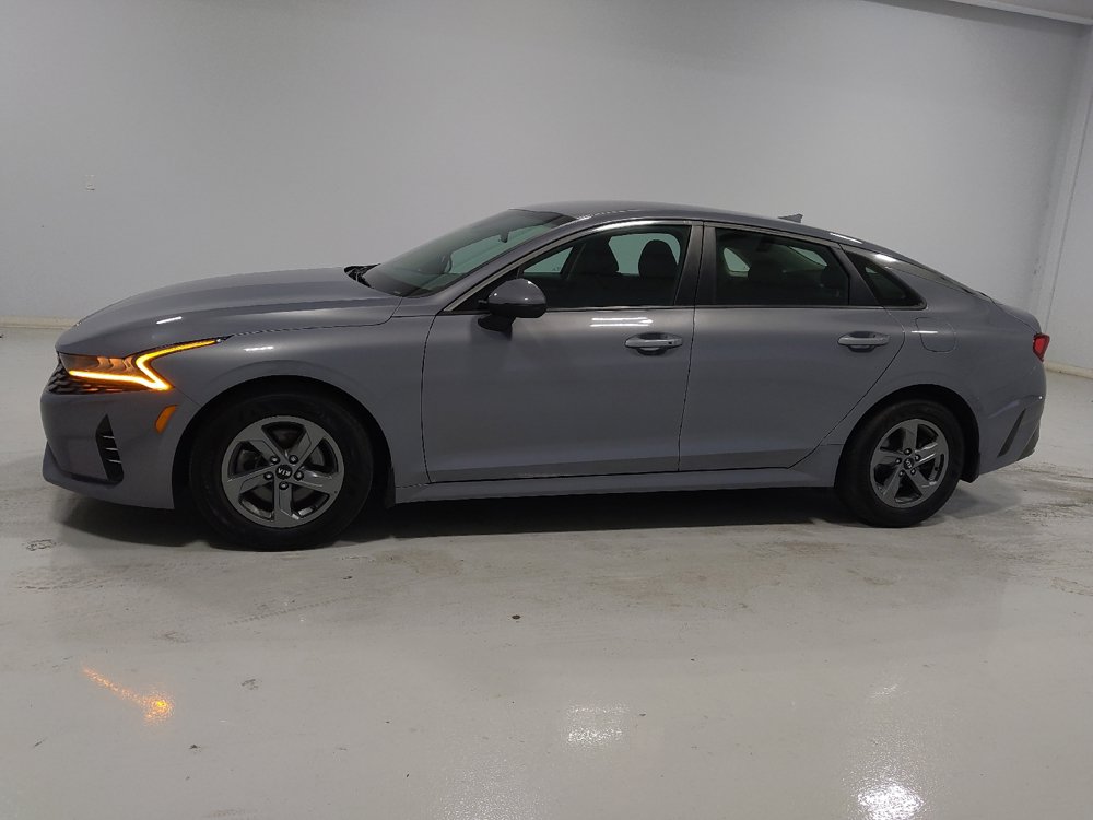 Used 2021 Kia K5 LXS FWD image 2