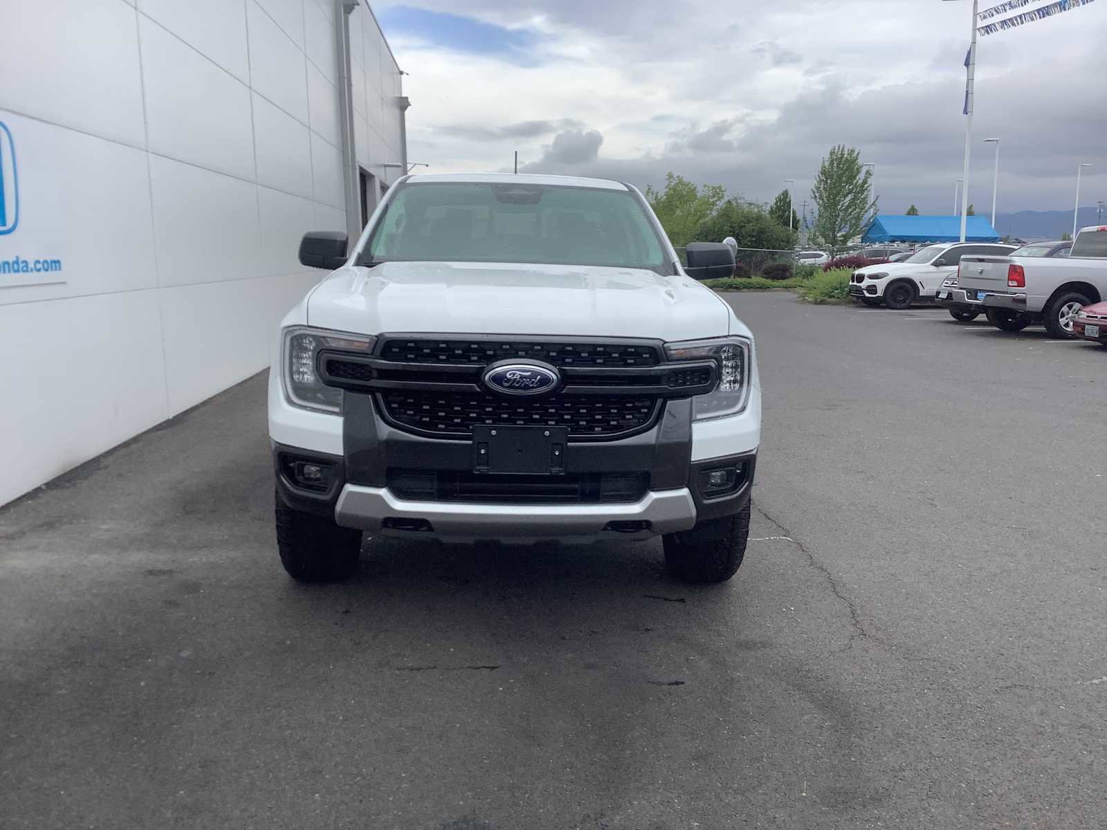 Used 2025 Ford Ranger XLT w/ FX4 Off-Road Package AWD/4WD image 2