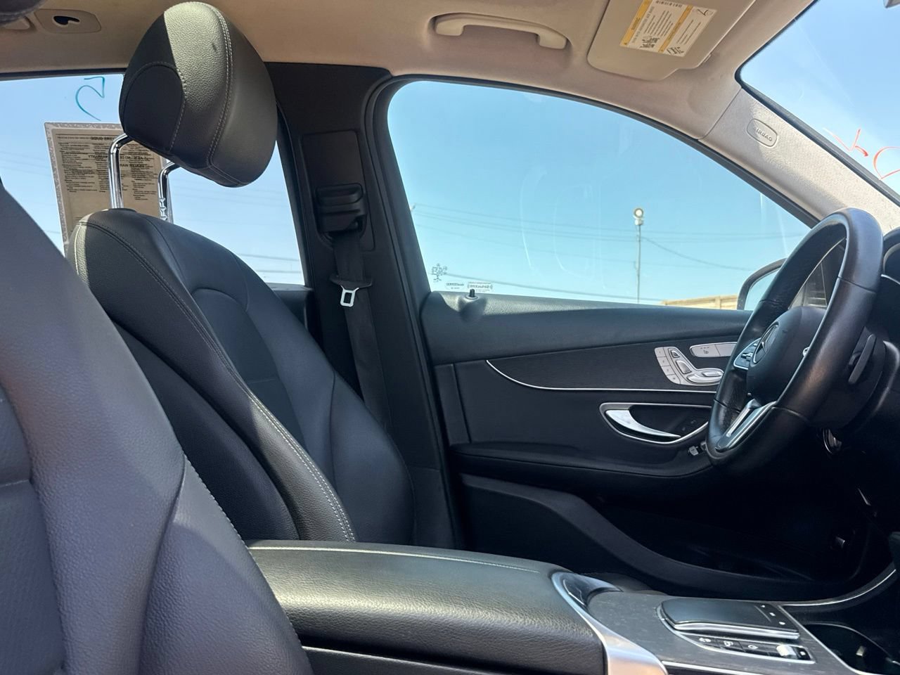 Used 2021 Mercedes-Benz GLC 300 image 28