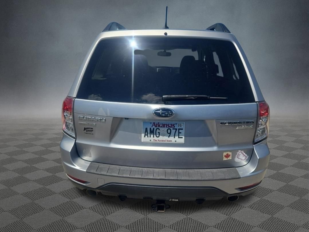 Used 2013 Subaru Forester 2.5X Limited AWD/4WD image 2