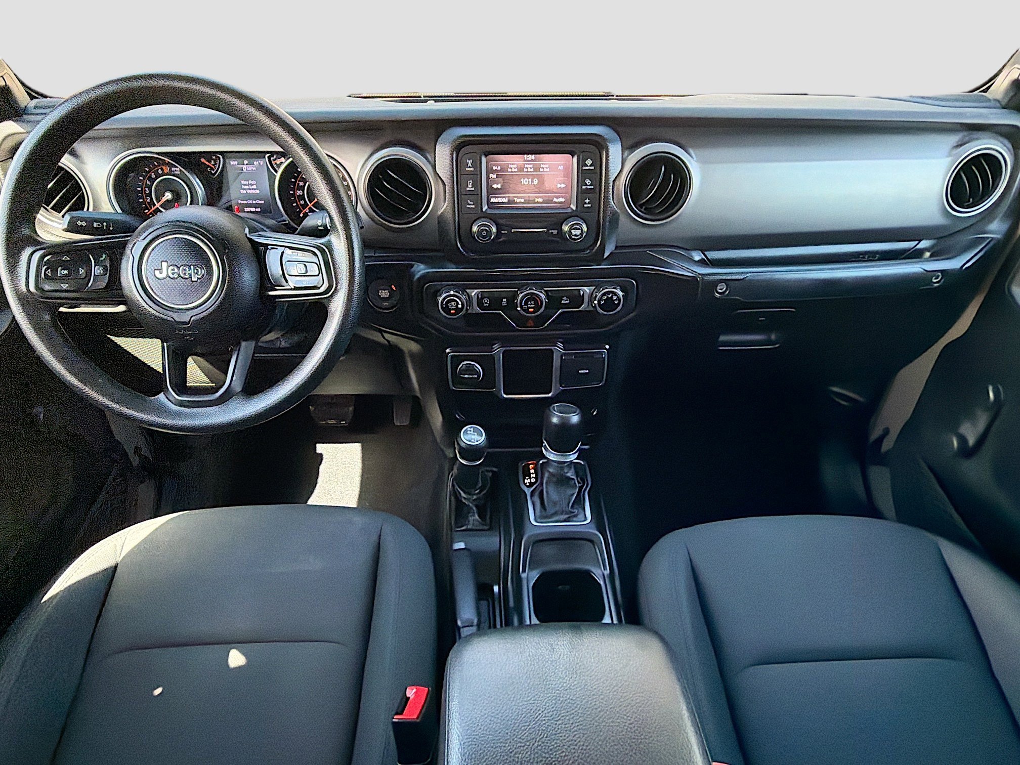Used 2020 Jeep Gladiator Sport image 16